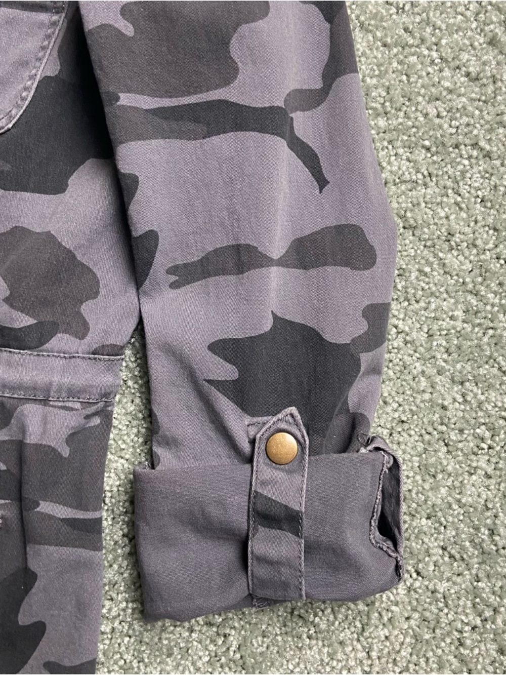 American Rag Grey Camo Utility Jacket Womens Size M - Picture 6 of 16